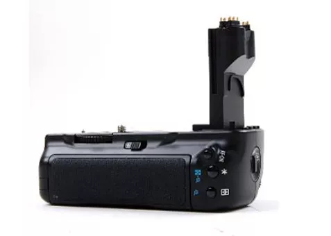 Фото: Meike Canon 5D MARK lll (Canon BG-E11)