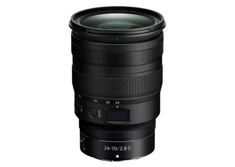 Фото: Nikon Z 24-70mm f/2.8 S JMA708DA