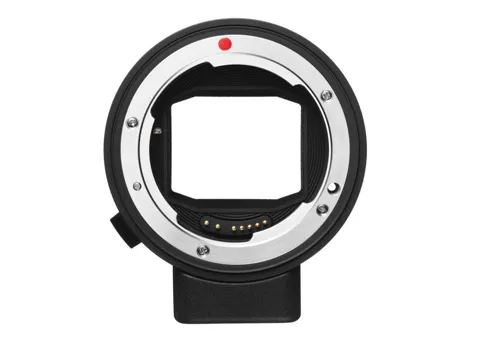 Фото: Sigma MC-21 Mount Converter Canon EF to L-Mount
