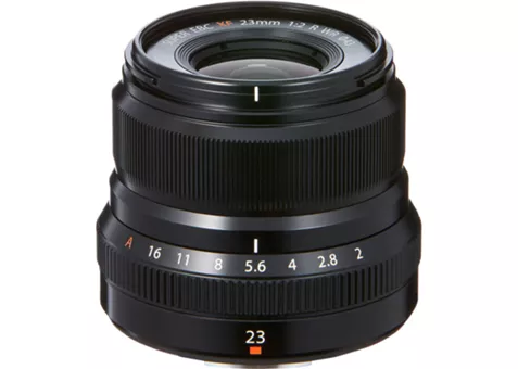 Фото: Fujifilm XF 23mm f/2.0 R WR Black