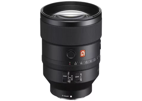 Фото: Sony FE 135mm f/1.8 GM  SEL135F18GM