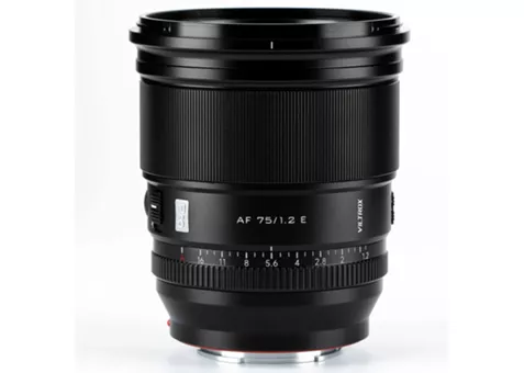 Фото: Viltrox AF 75mm f/1.2 Pro E (Sony E)