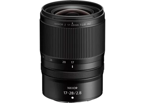 Фото: Nikon Z 17-28mm f/2.8